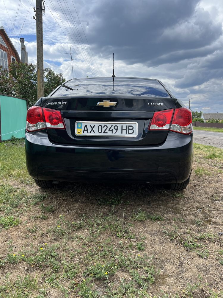 Продам власне авто Chevrolet Cruze.