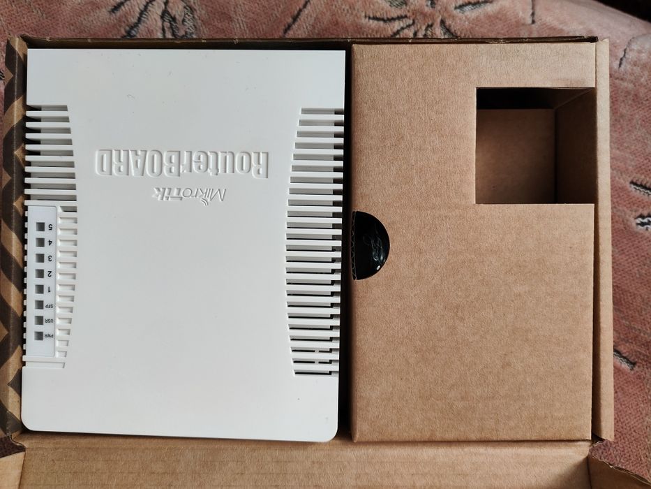 Mikrotik hex poe RB960PGS