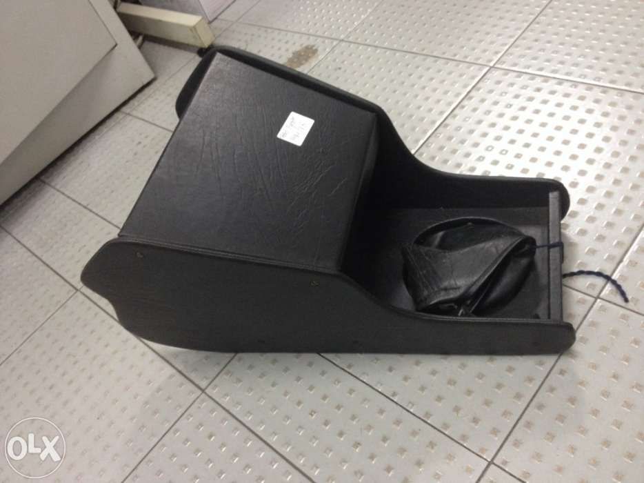 Consolas novas - clássicos Escort 81-85 - Vw 1200 -vários modelos