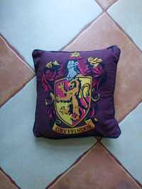 Подушка з наволочкою Harry Potter Griffindor 30×30 см