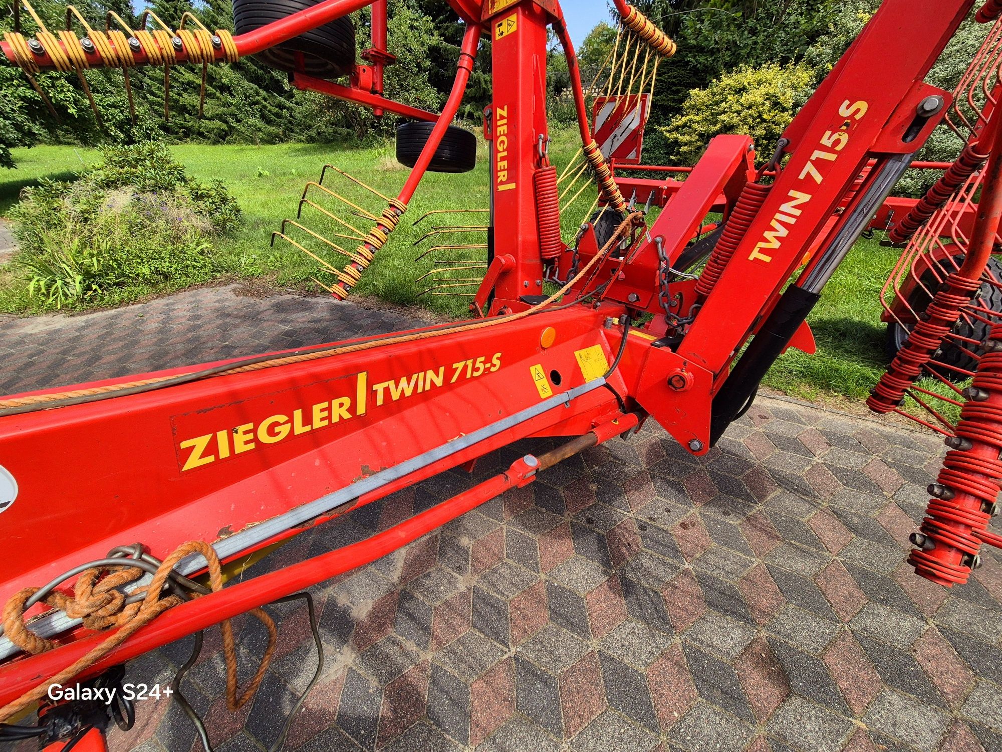 Zgrabiarka do siana ziegler twin 715 kk krone nn niemeyer n kuhn fella