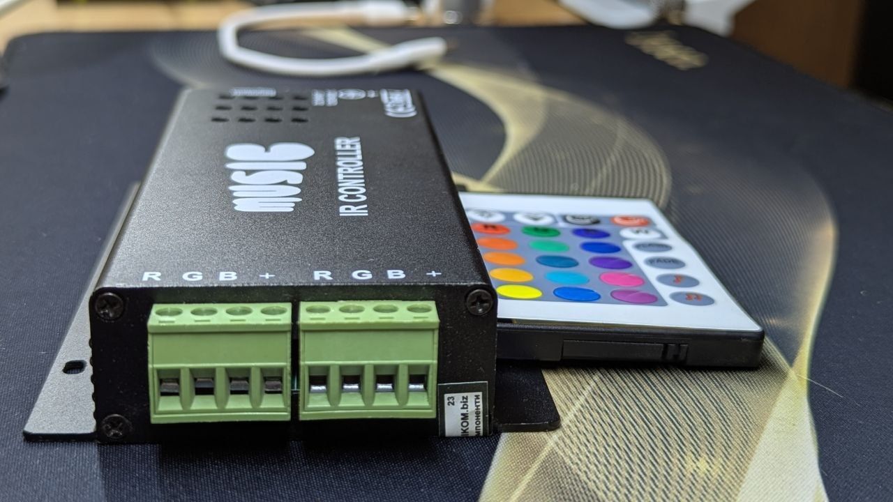 RGB music музыкальный контроллер 12A IR 144W 12V Так же есть лента RGB