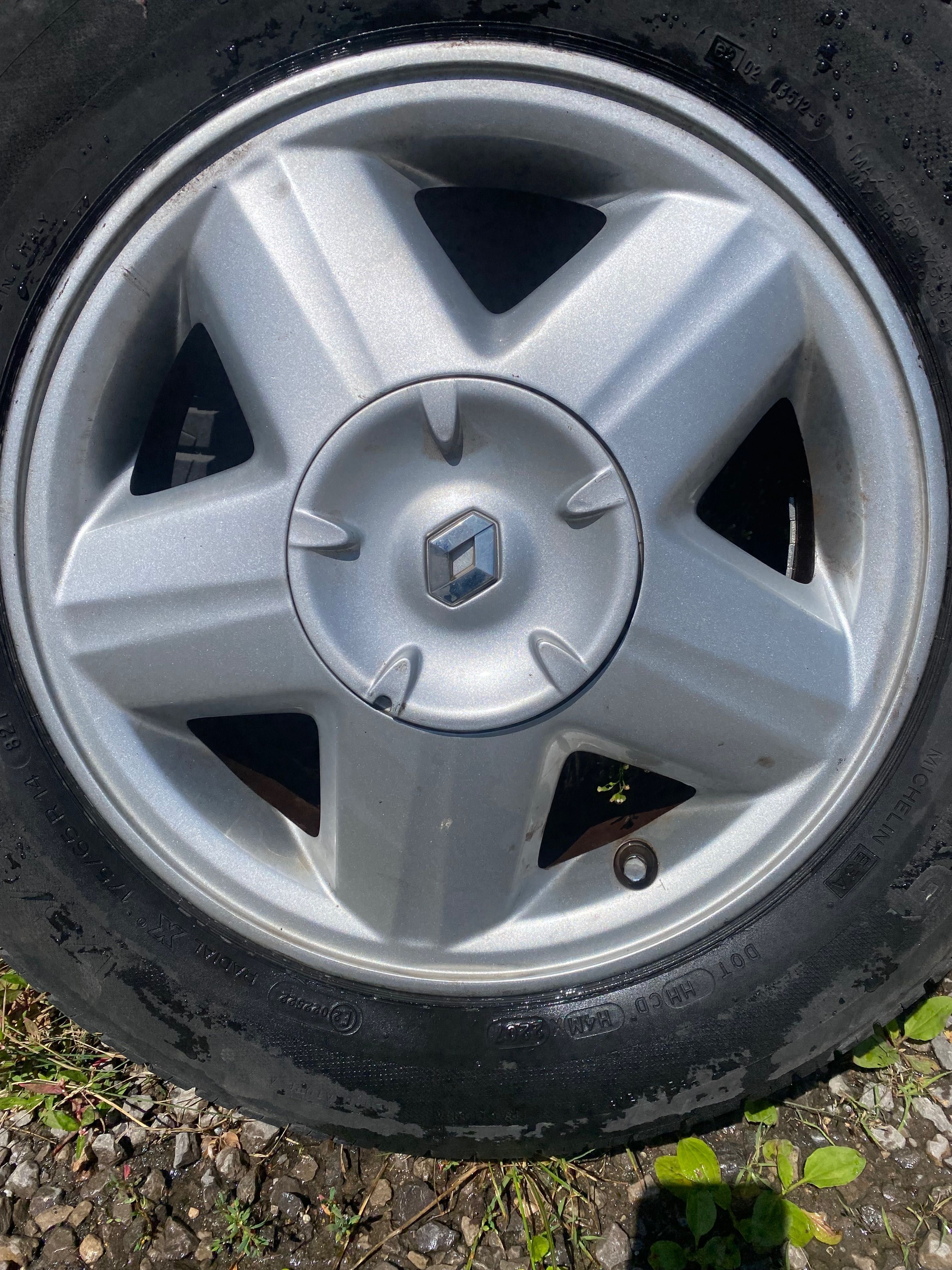 Alu felgi do reno clio 14 cali