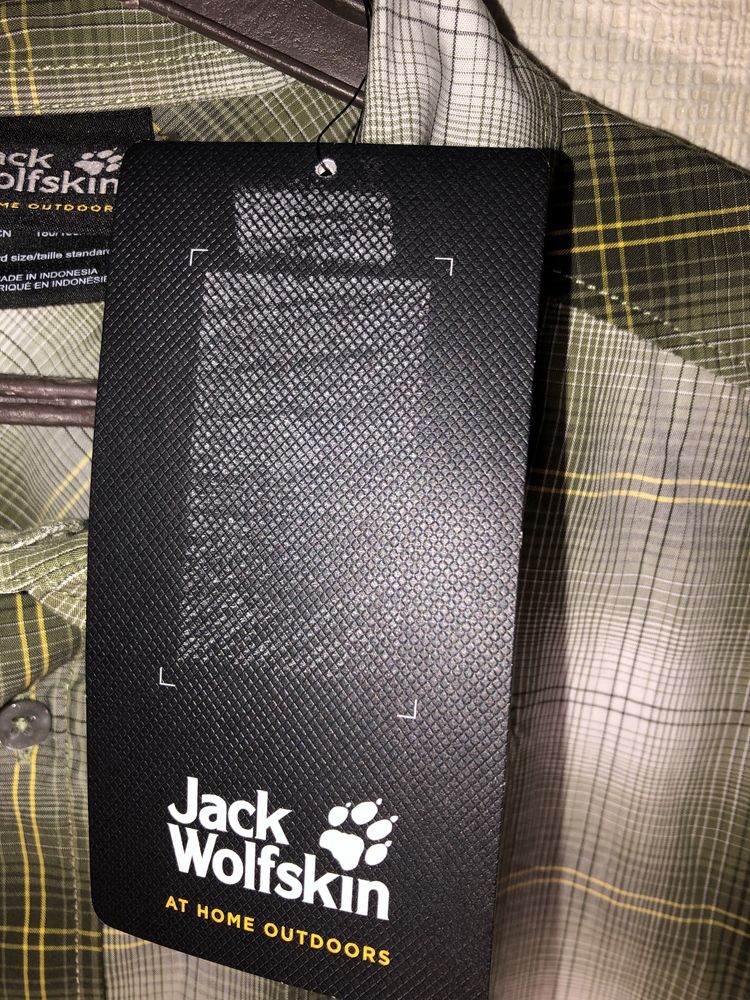 Новая  мужская  рубашка Jack Wolfskin