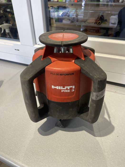 Niwelator laserowy HILTI PR3