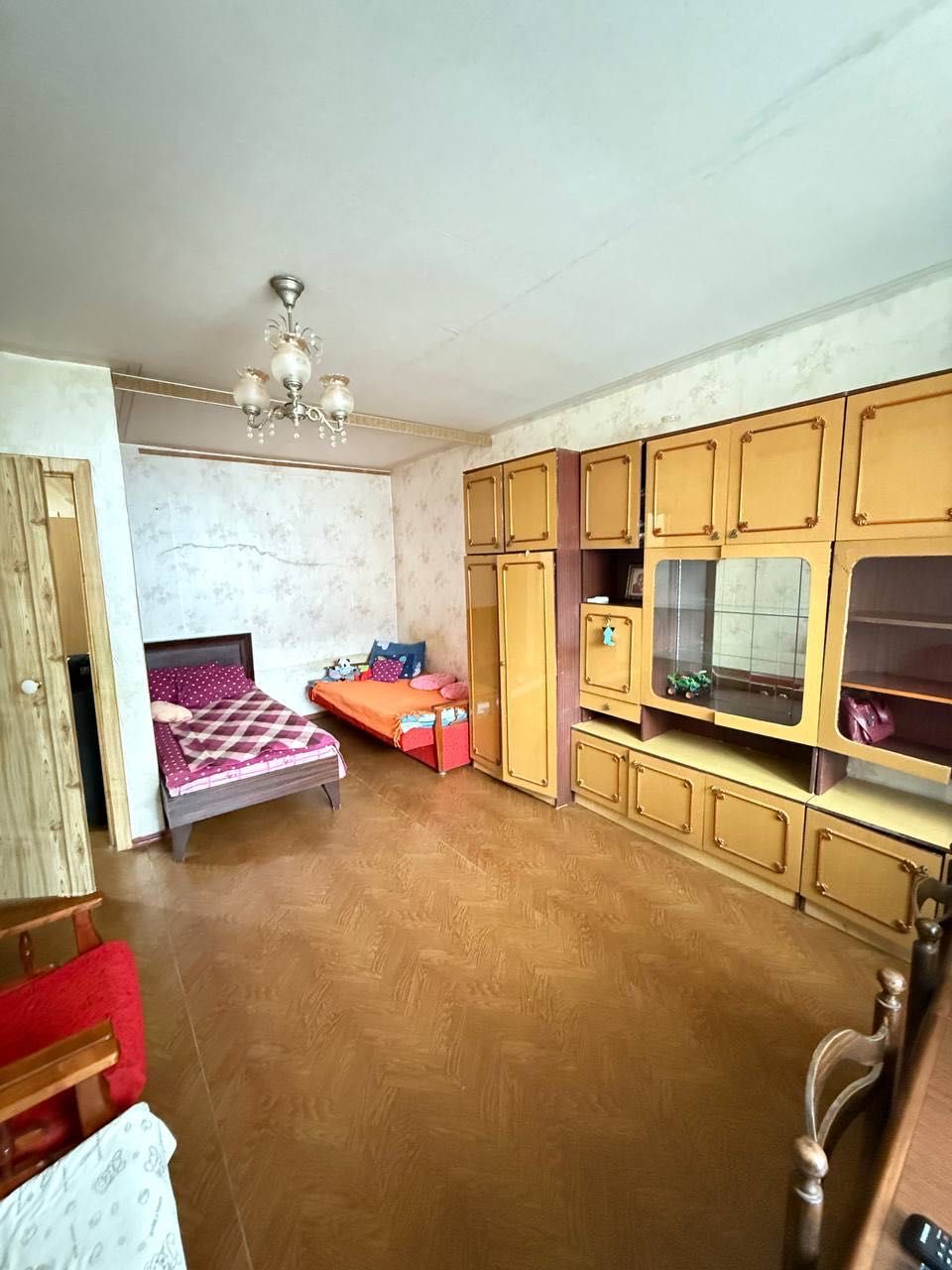 Продам ж/м Ломовский, 1 к. квартира, Фрунзенский, левый берег
