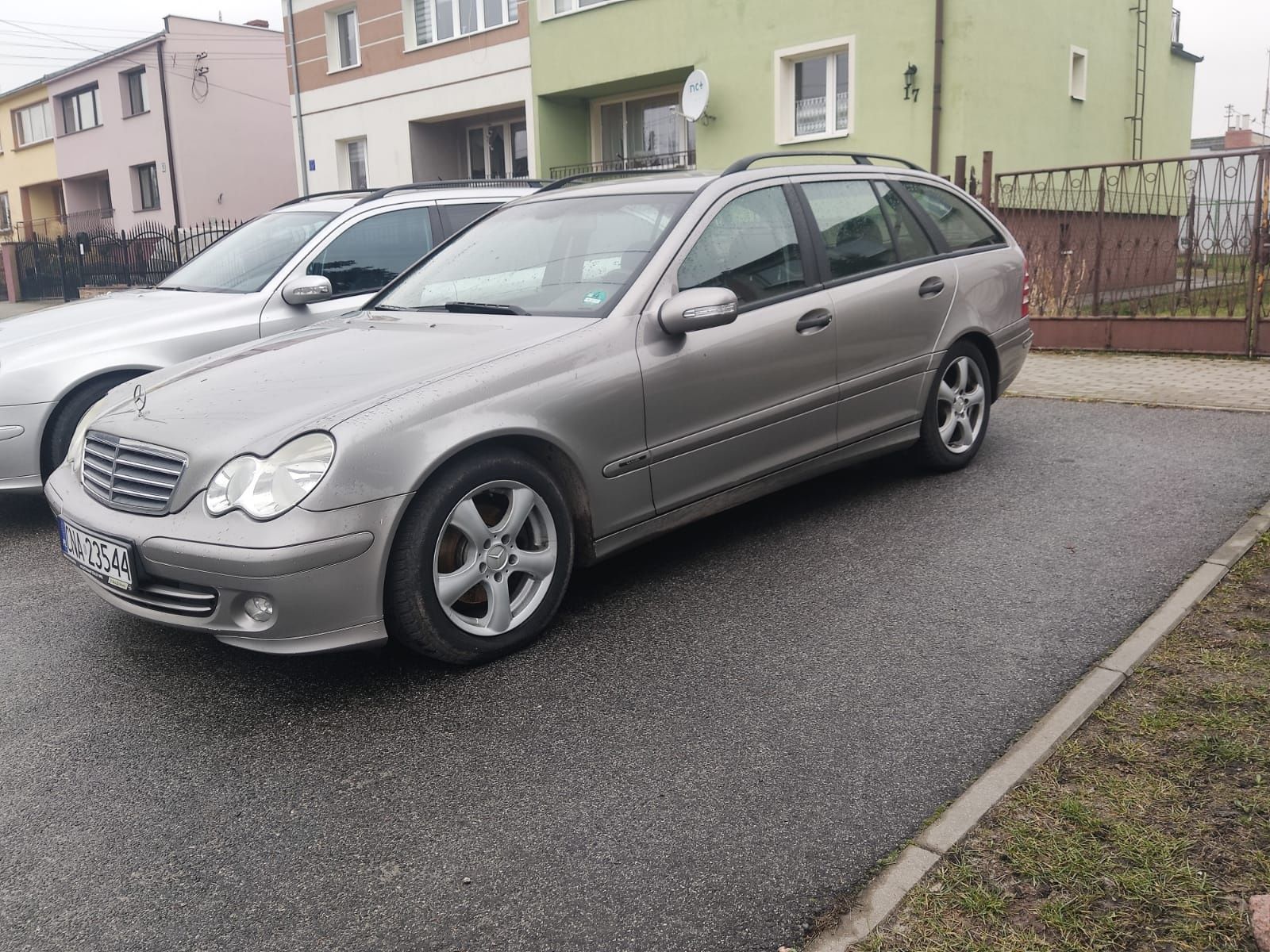 Mercedes Kombi 2.2 150 km