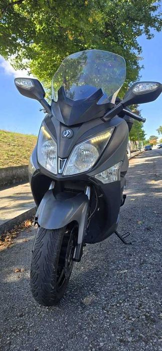 Sym GTS 300 muito estimada