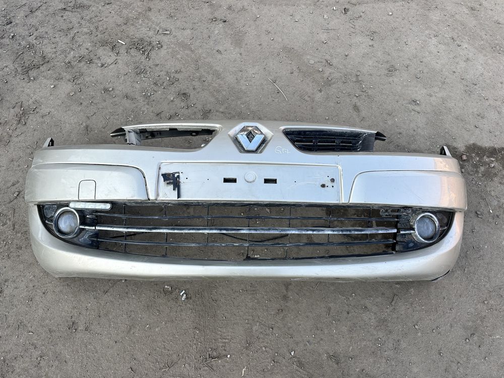 Передній бампер Renault Scenic II Рено Сценік 2 2006—2009 рестайл