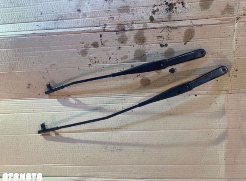 Ramię ramiona wycieraczek Ford focus 2 mk2