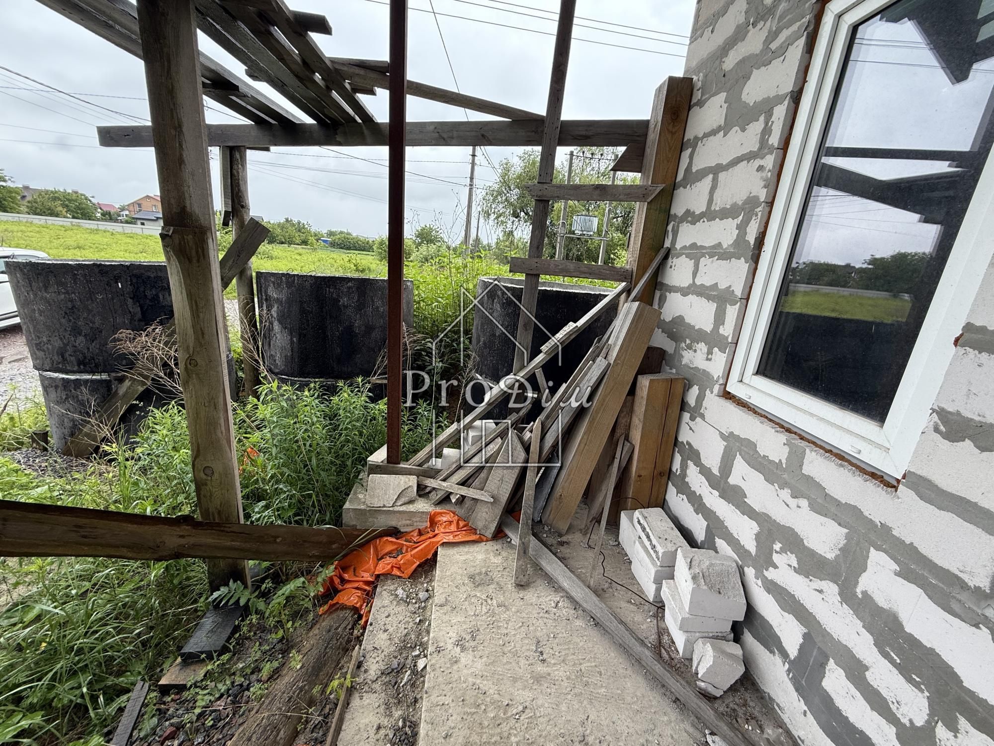 Продажу будинку, Глеваха, Вул. Фастівська 120 кв.м.Недобудова