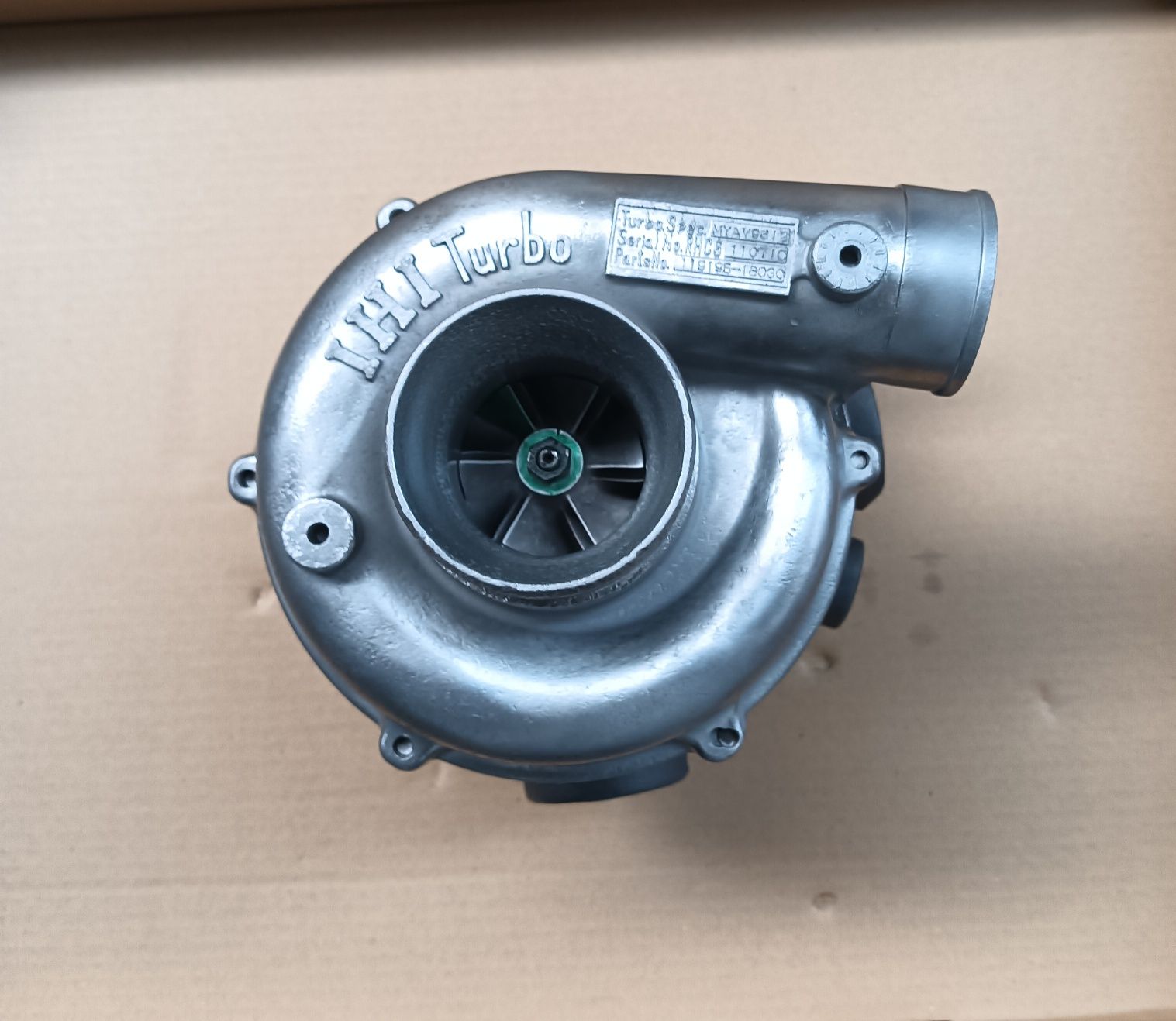 Turbo revisto  para motor Yanmar 4 lh-stp