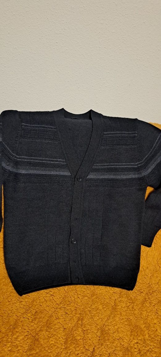 Sweter wełniany męski