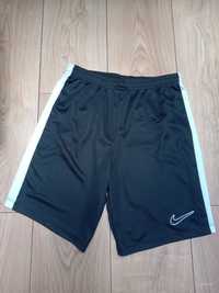 Spodenki Nike dri-fit