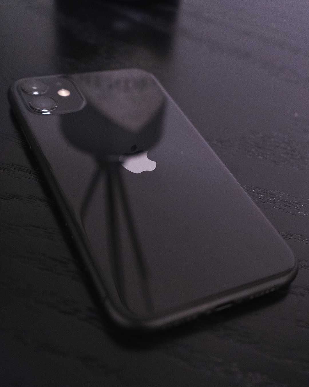 Iphone 11 128 GB Preto como novo!