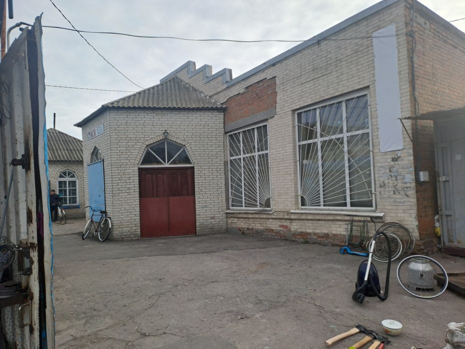 Оренда торгових приміщень на ТОВ "Роменський ринок "