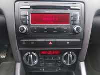 Rádio Audi A3 8P Concert

Rádio como novo, totalmente funcional e este