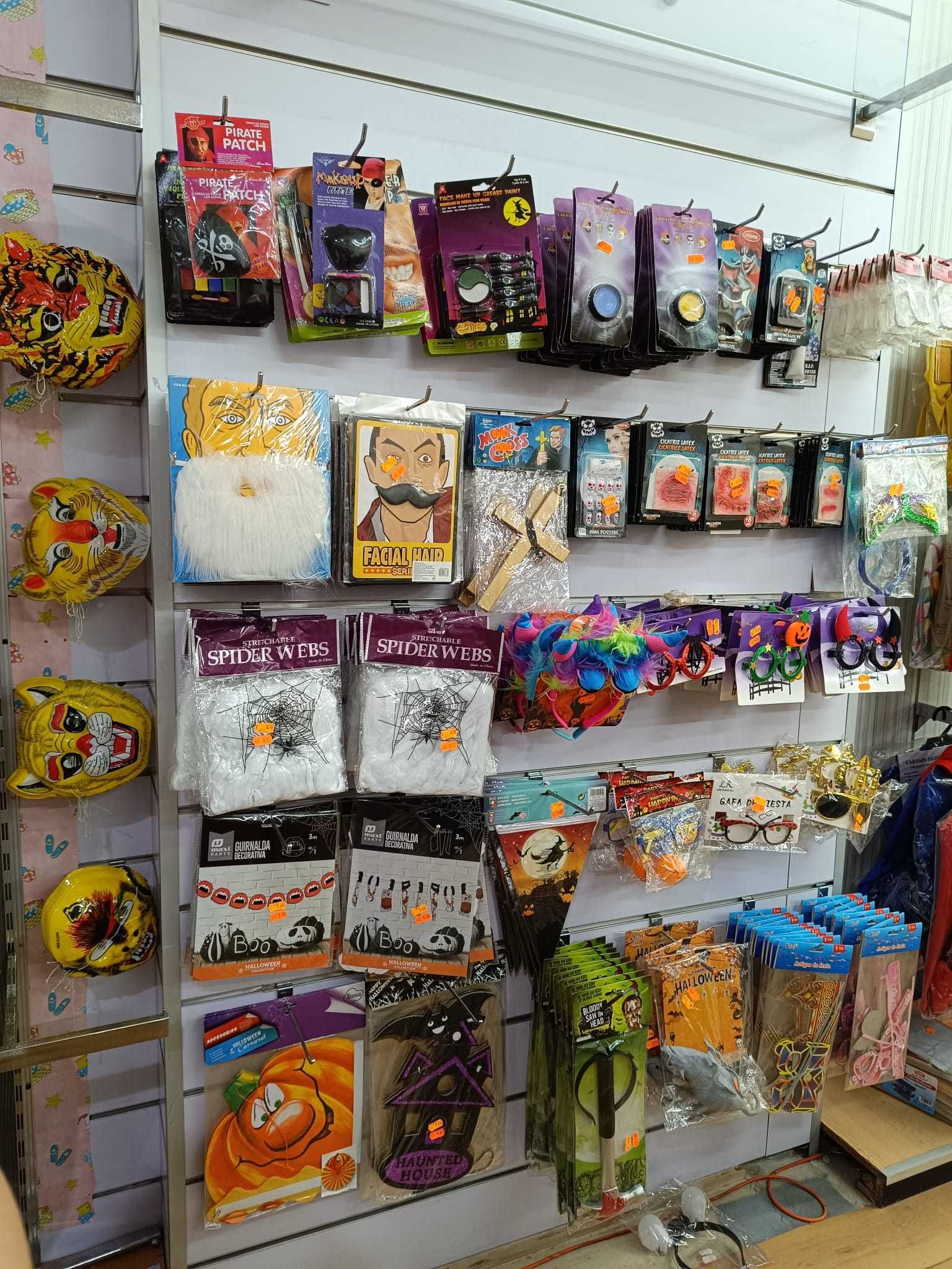 Artigos festivos - Carnaval, Halloween e S. João