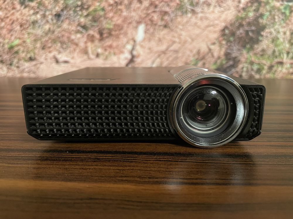 Проектор ASUS P1
