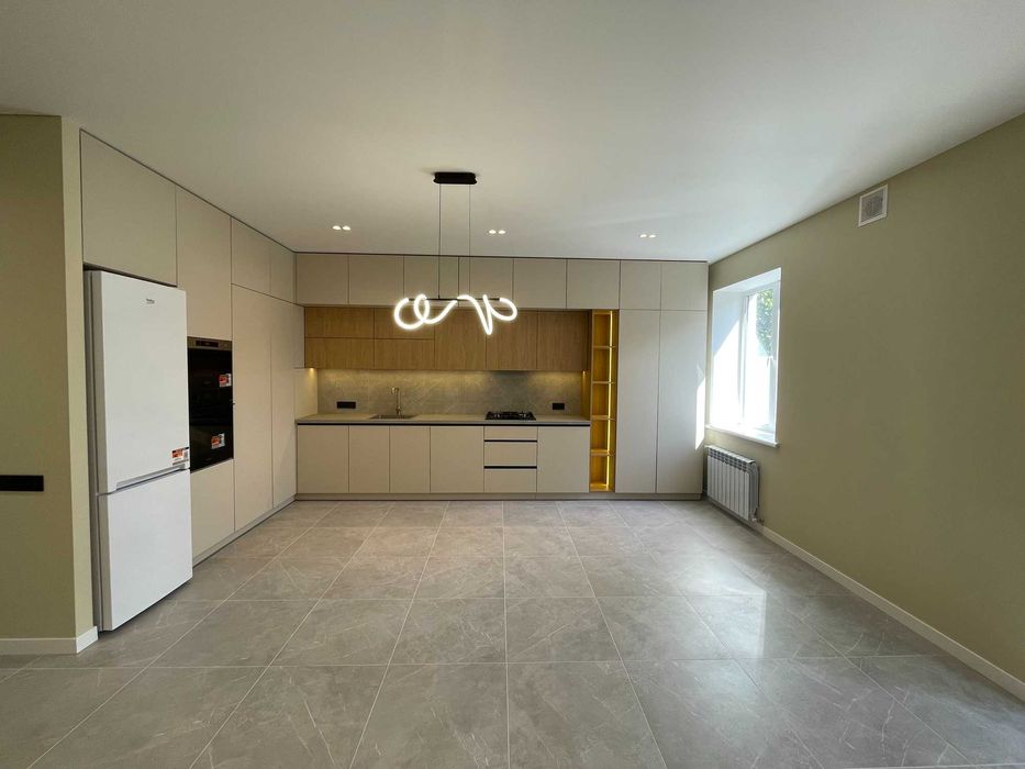 Просторий таунхаус з індивідуальним опаленням в Ірпені