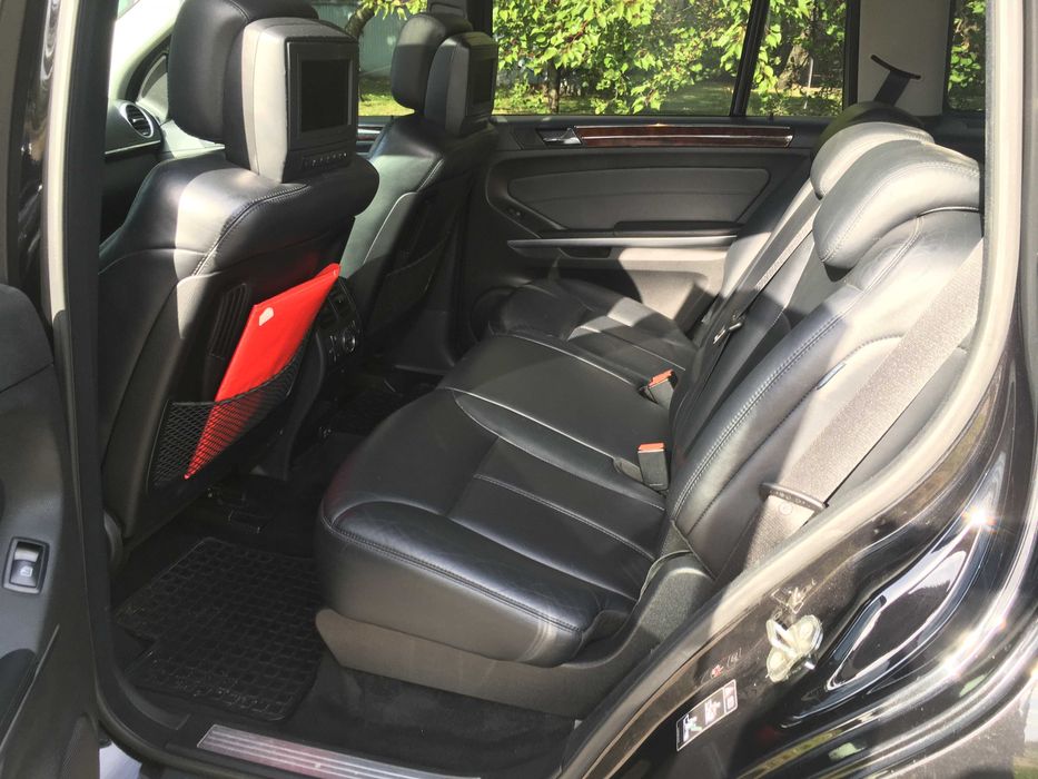 Mercedes GL X164 официал на максималке, В оригинале.