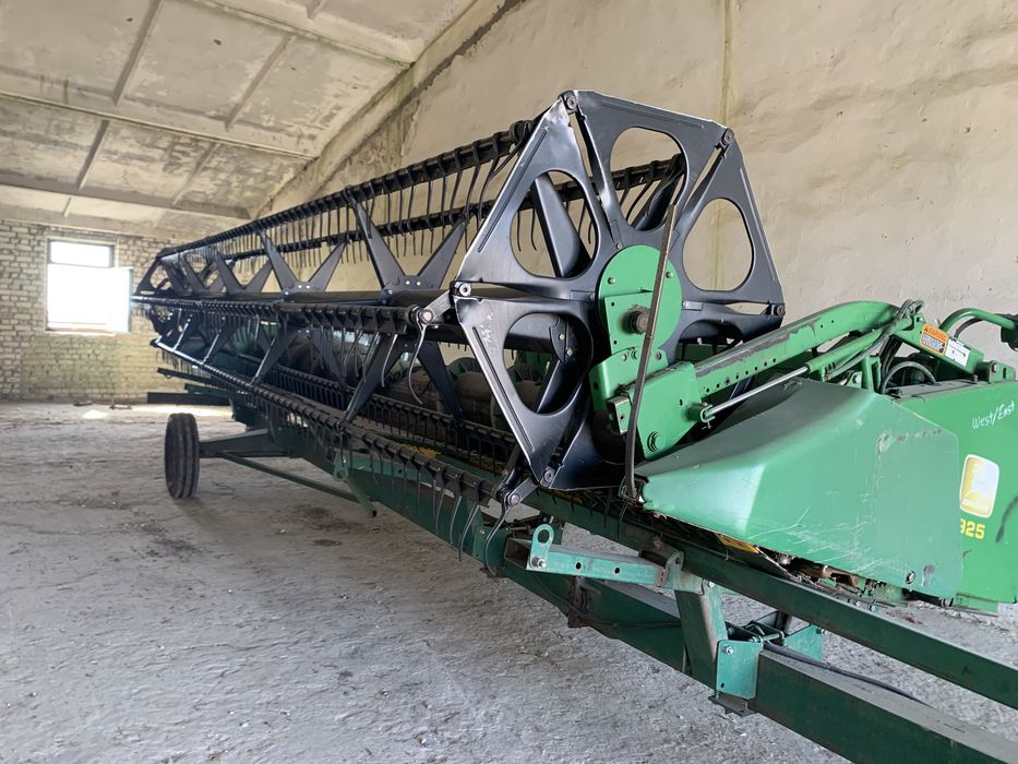 John Deere CTS повний привід