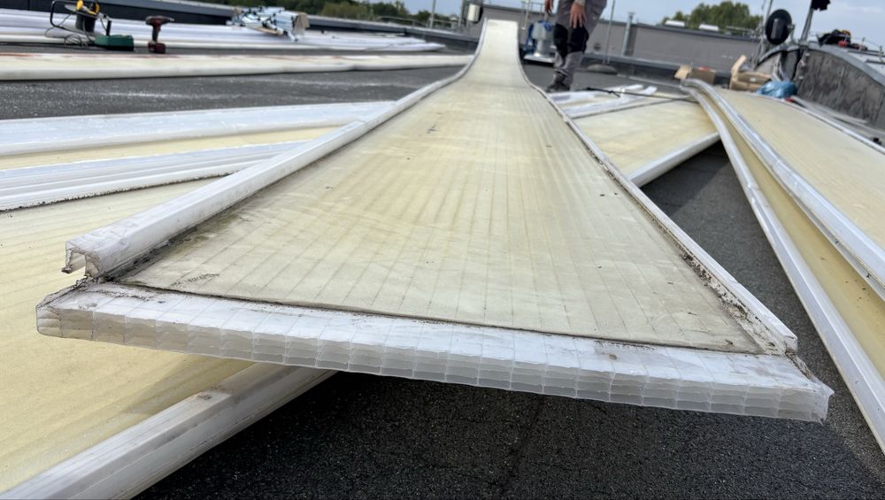 Plyty na zadaszenie lub pergole lub szklarnie