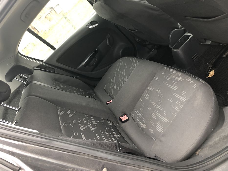 Opel corsa 1.3 cdti 180.000km