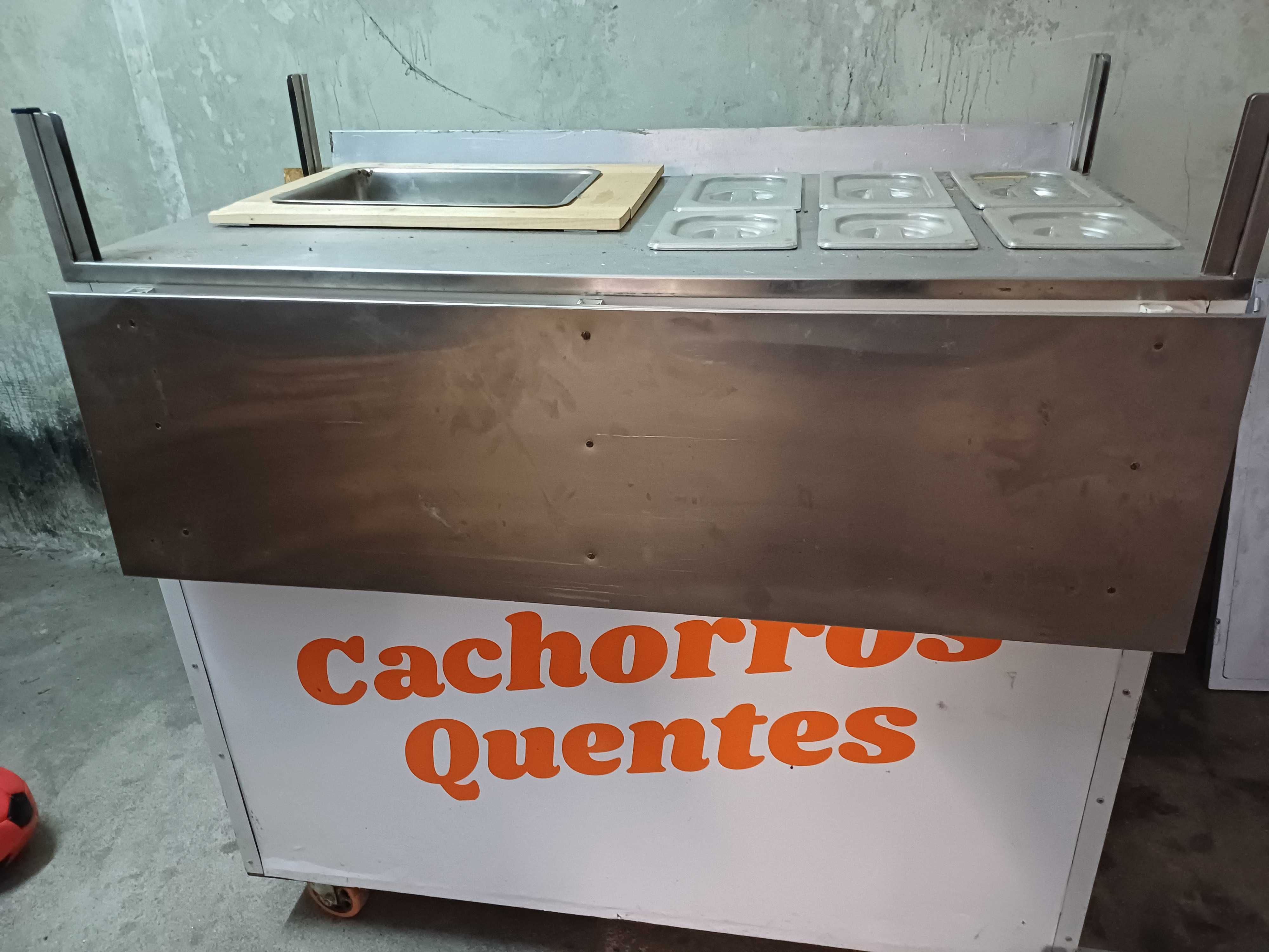 Carrinho de cachorros