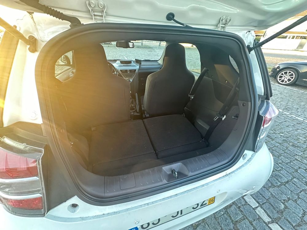 Toyota iq nacional- como novo