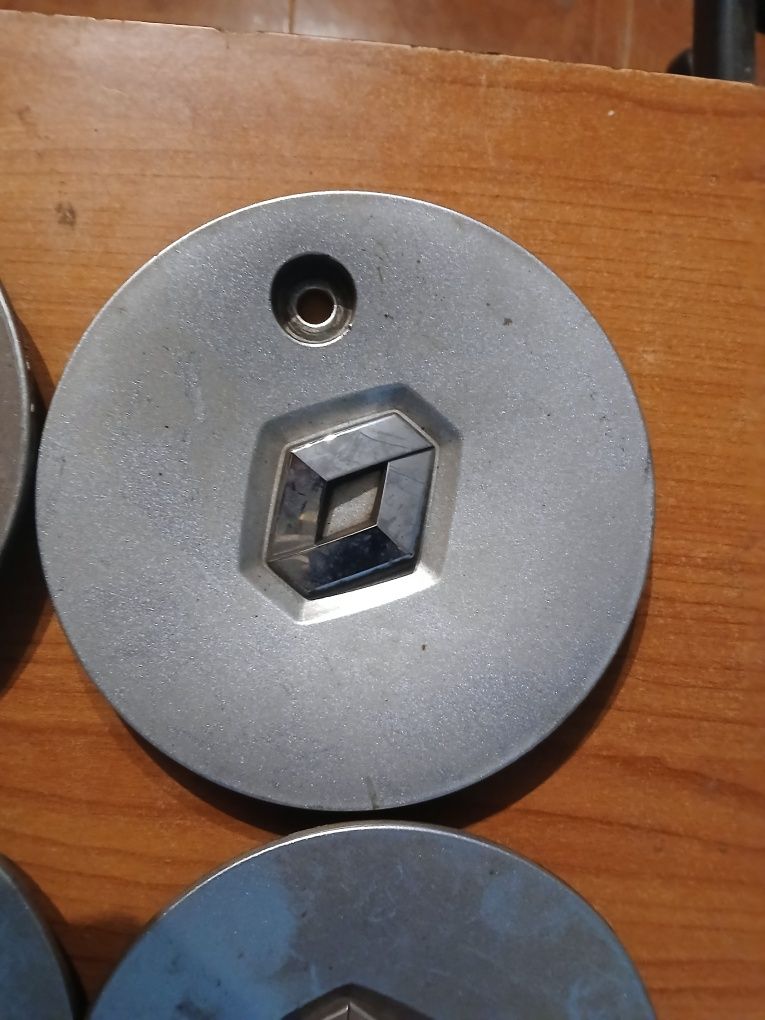 Tampas para às jantes de alumínio