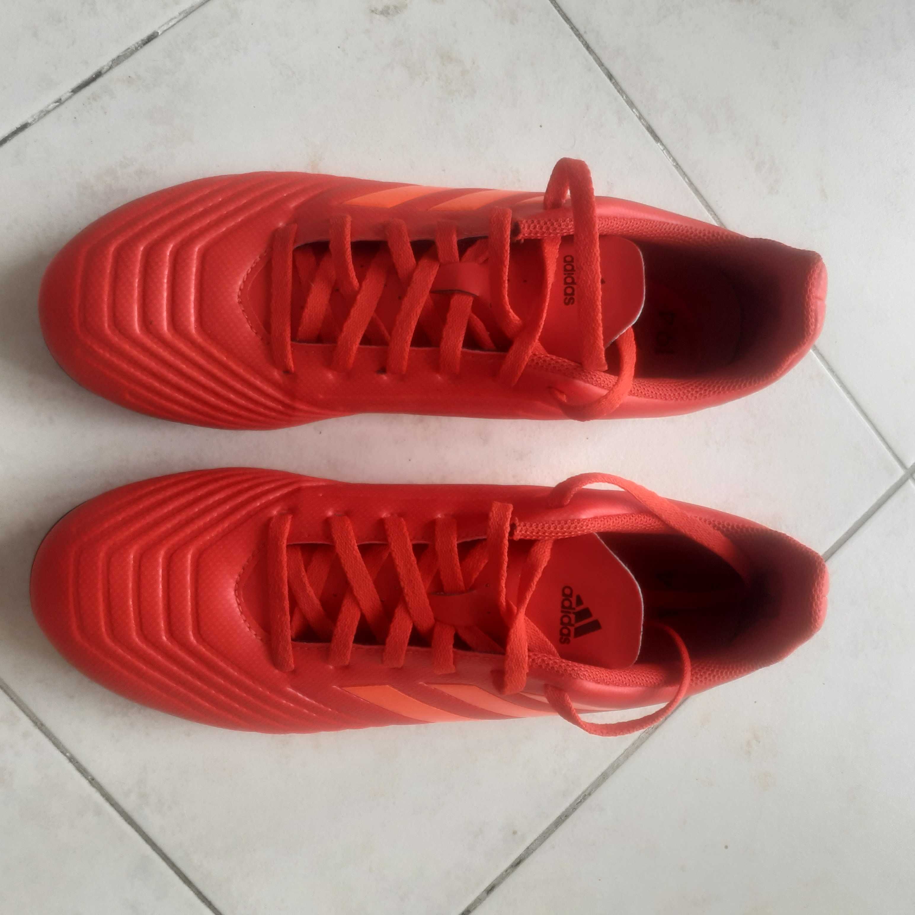 Chuteiras NOVAS com pitons Adidas Predator 19,4 FxG- Tamanho 37