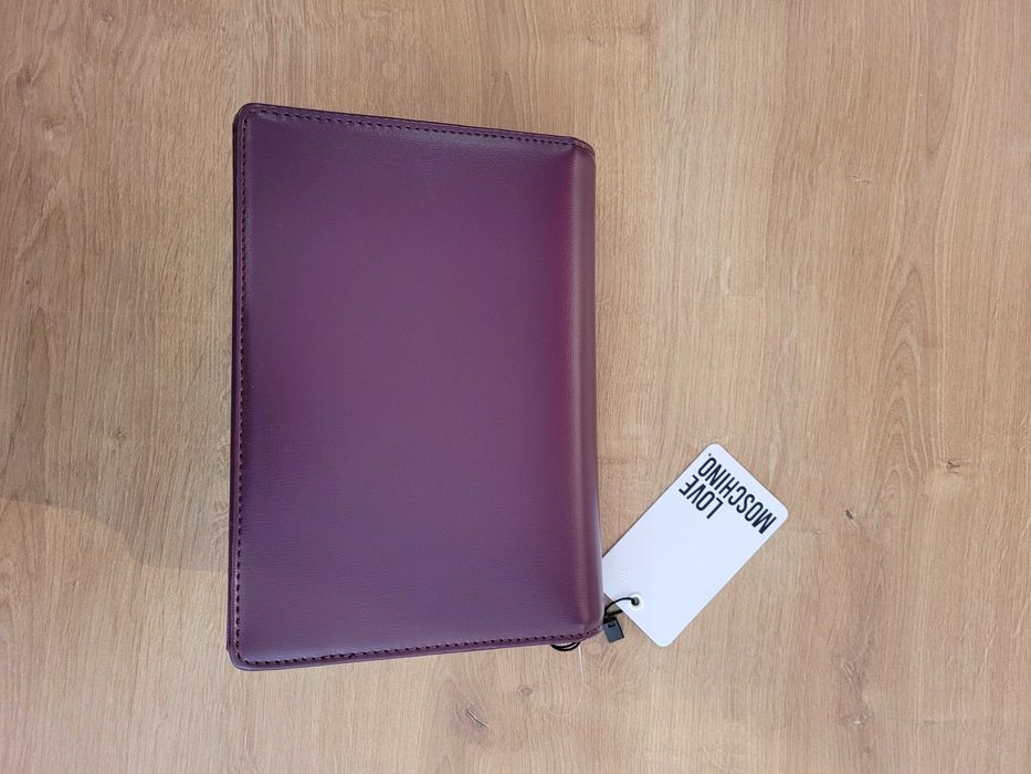 Elegancka kopertówka Love Moschino