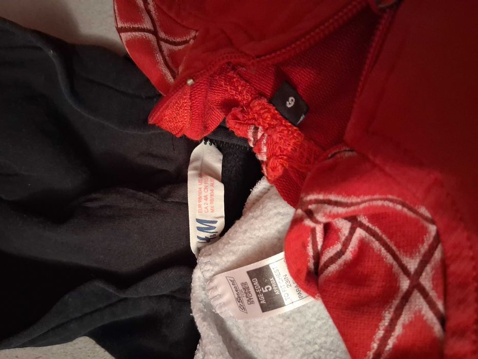 3 rozpinane bluzy z kapturem