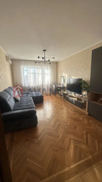 Продам большую 3 к. Чешку Победа 5