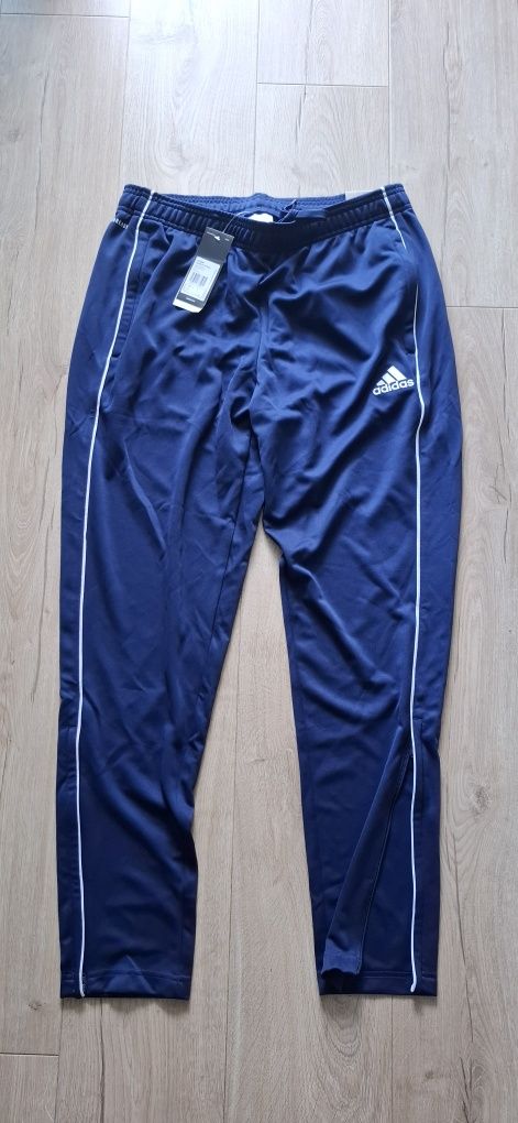 Adidas Bluza i spodnie r.L