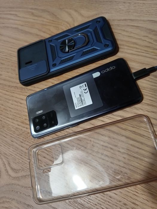 Oppo Reno 5 lite + 2 etui