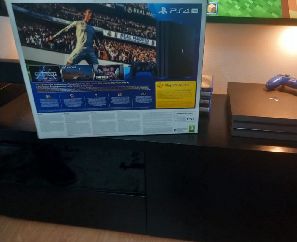 PS4 pro/ jogos e comando (caixa)