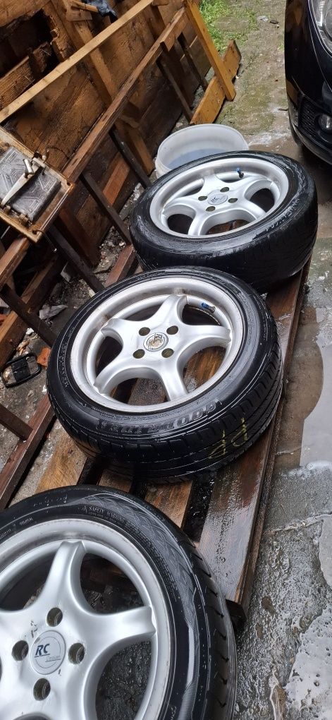 Sprzedam 4 felgi  R 15 4x108 
Stan dob