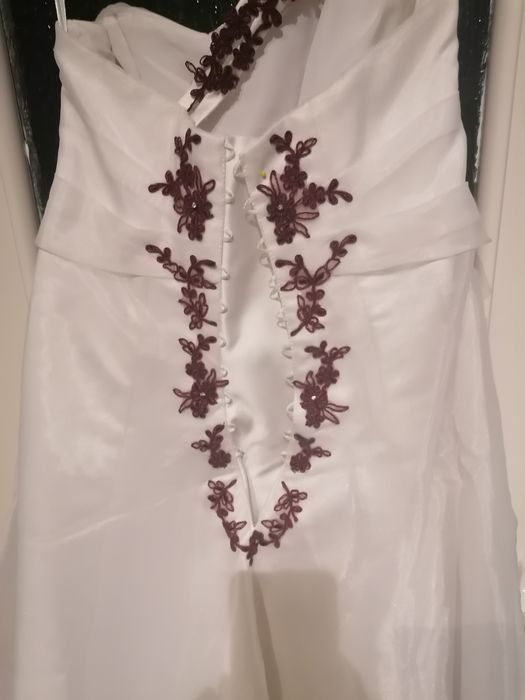 Okazja Suknia ślubna haftowana