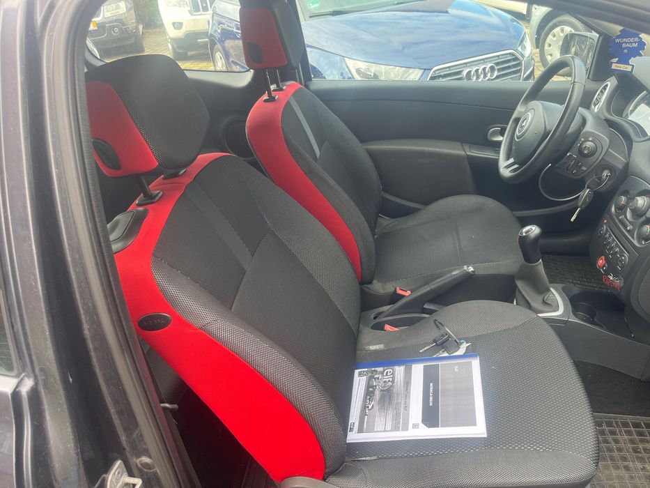 Renault Clio 1,2 benzynka