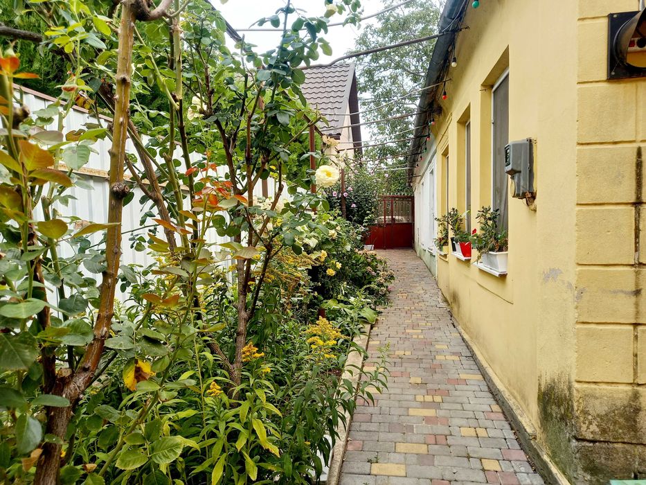 Частина будинку в Киïвському районi