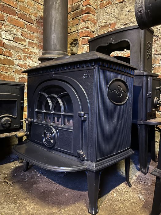 Kominek żeliwny Jotul 8