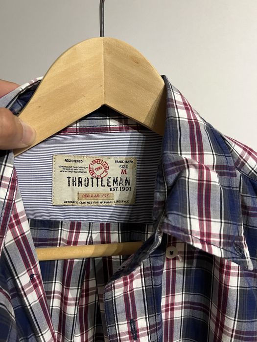 Camisas em muito bom estado