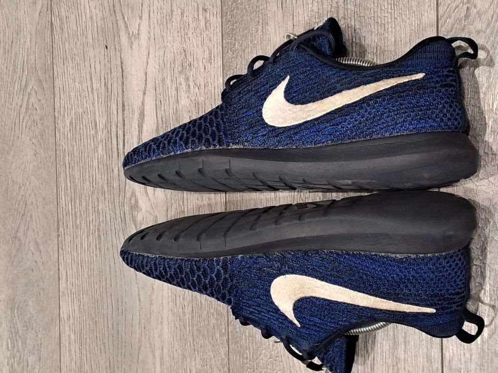 Оригінальні кросівки Nike ROSHE NM FLYKNIT 677243-404
