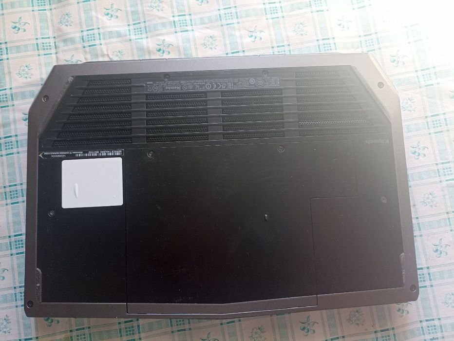 Dell Alienware R3  (P56)