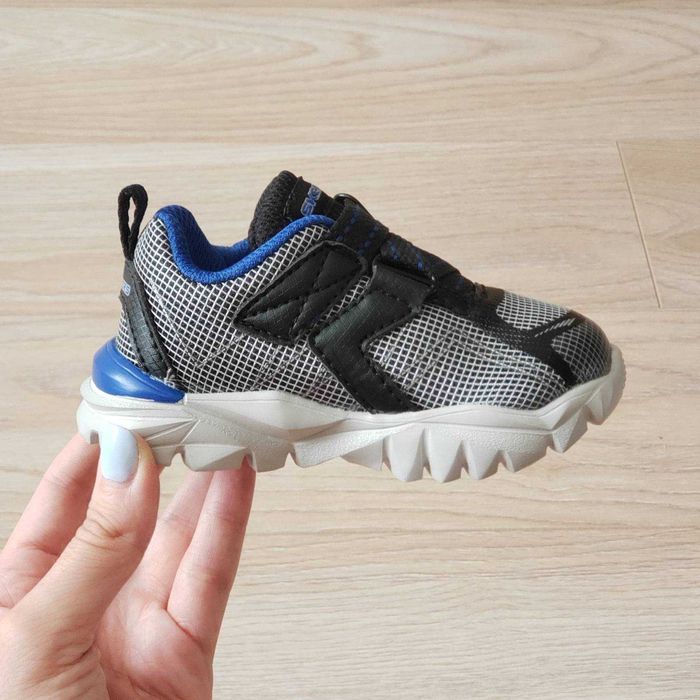 Кроссовки детские Skechers