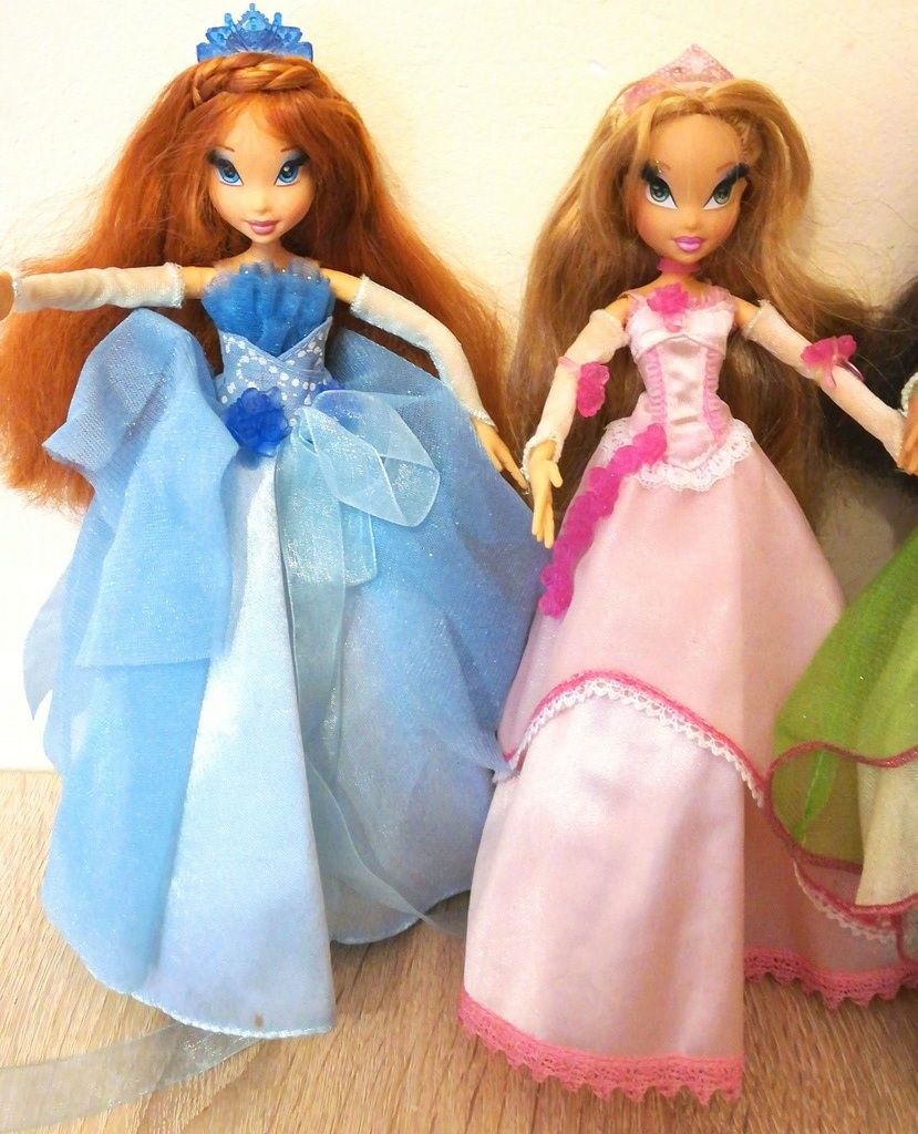 Lalka Winx Club Bloom Świecąca Korona edycja 2008