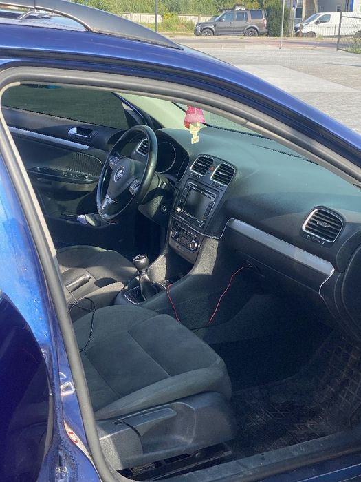 Продам Volkswagen Golf 6 1.6 tdi