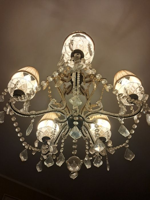 Candeeiro de teto estilo lustre